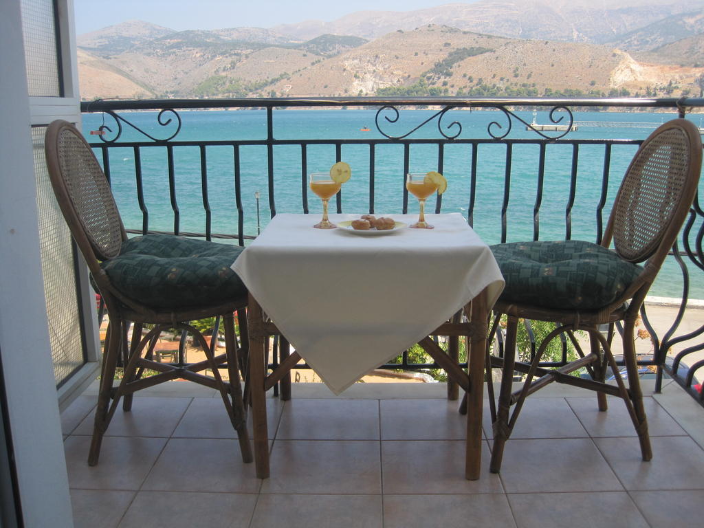 Marina Studios I Argostolion Oda fotoğraf
